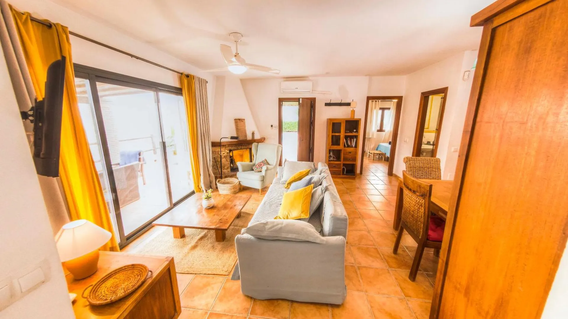 Los Espejos De Frigiliana Chalet